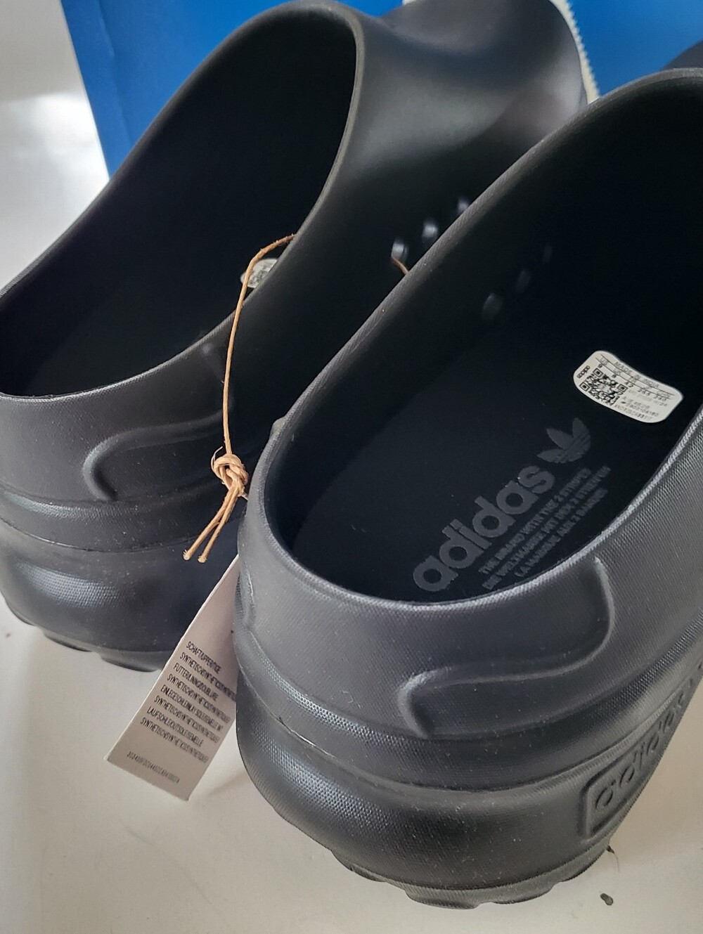 Adidas Originals Adifom Stan Mules Womens size 9 Black Clogs - Picture 3 of 5
